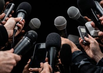 FLIP rechaza directriz de Presidencia que restringe a medios el acceso a fuentes oficiales