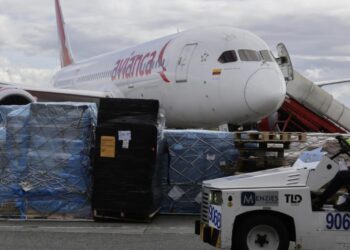 España dona medicamentos por más de 316.000 euros para afectados por terremoto en Colombia