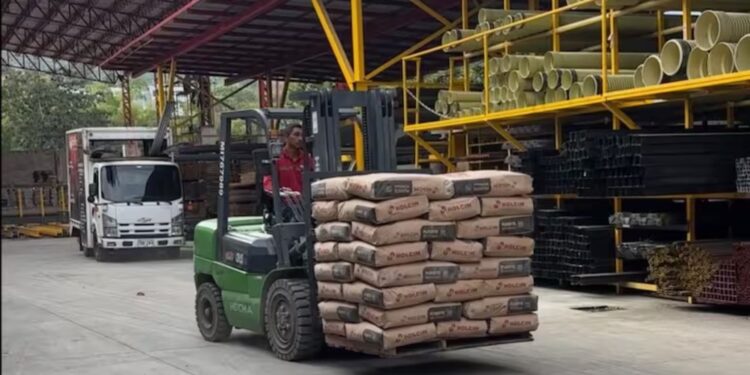 Pereira recibe 30 toneladas de materiales de construcción para reconstruir viviendas afectadas por terremoto