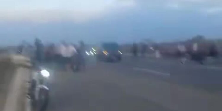 De La Espriella cuestiona a hombres armados que dispararon durante caravana fúnebre de ‘Bendito Menor’