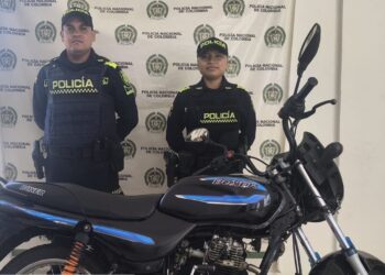 Recuperan motocicleta que figuraba como hurtada durante operativo policial en Villanueva